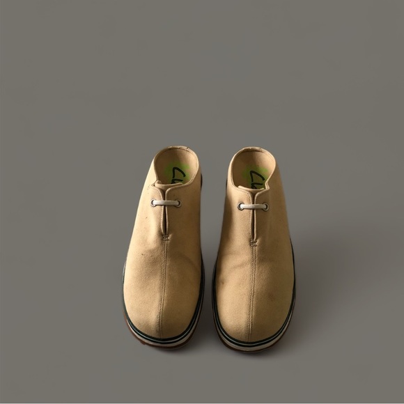 Clarks Canvas Mule | Clog - Picture 2 of 3